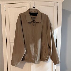Liz Claiborne Men's Tan Lightweight Jacket